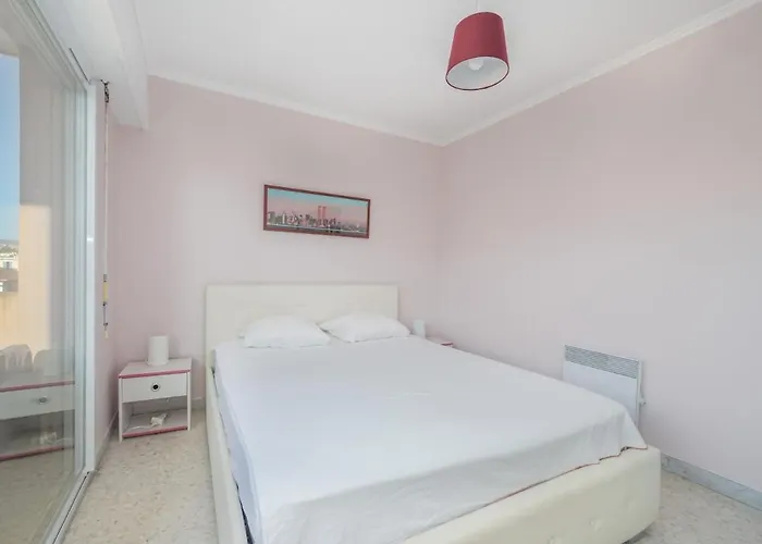 Ideal Famille T2 Moderne A 200m Des Plages Dejuan * 昂蒂布