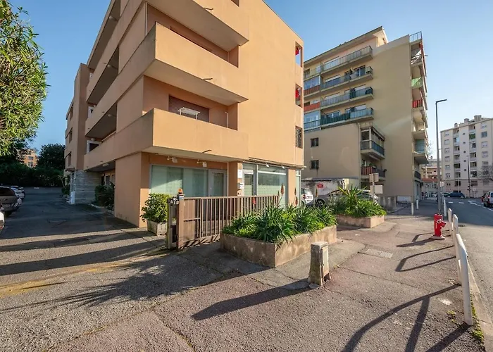 Apartment Ideal Famille T2 Moderne A 200m Des Plages Dejuan Antibes