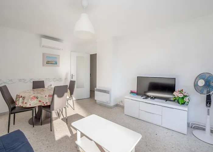 Ideal Famille T2 Moderne A 200m Des Plages Dejuan Apartment *